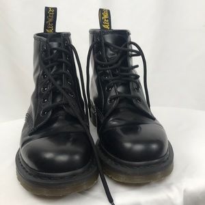 Men’s size 11 doc martens